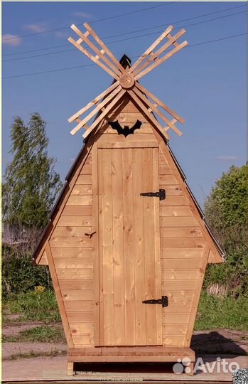 Уличный туалет деревянный ELE1006