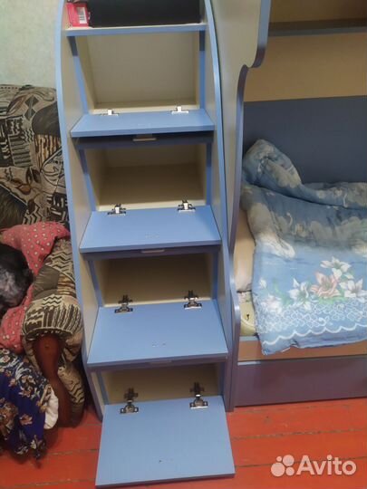 Двухъярусная кровать бу