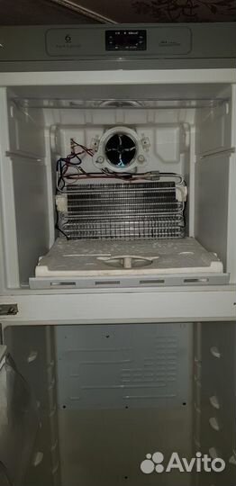 Ремонт холодильников Ремонт стиральных машин