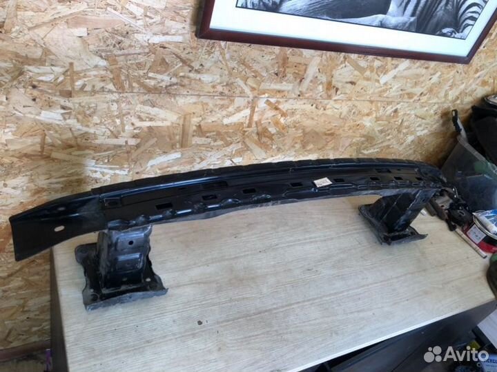 Усилитель бампера задний Mercedes-Benz Gl-Class