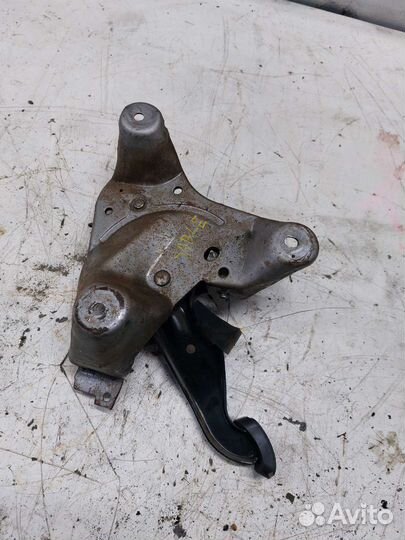 Педаль стояночного тормоза Mercuri Sable 2