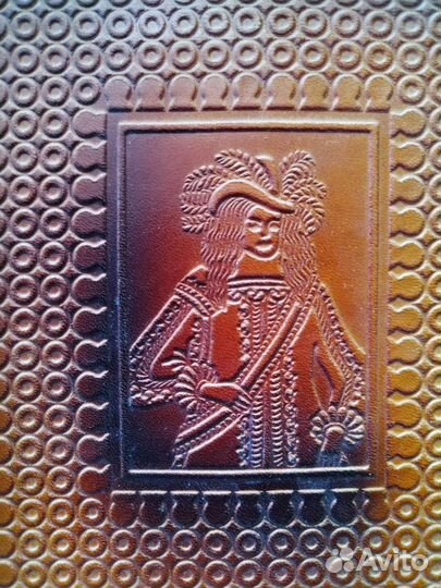 Кожаная обложка для книг