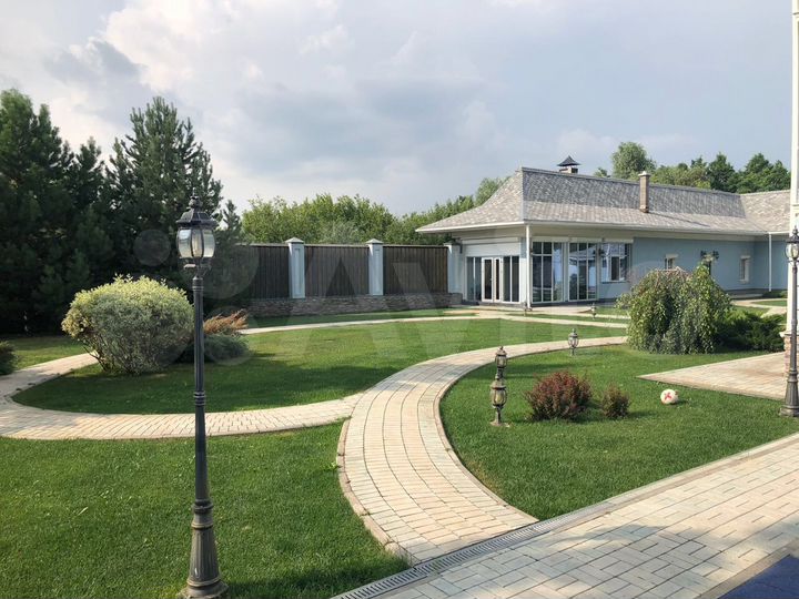 Дом 250 м² на участке 30 сот.