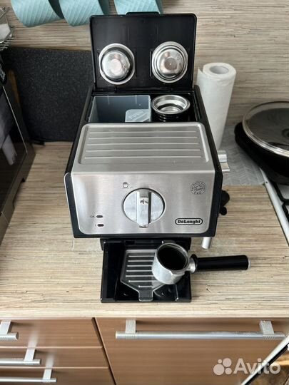 Кофеварка рожковая delonghi ecp 33.21