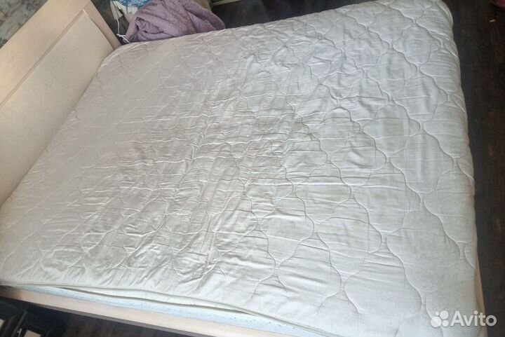 Матрас 160х200 бу