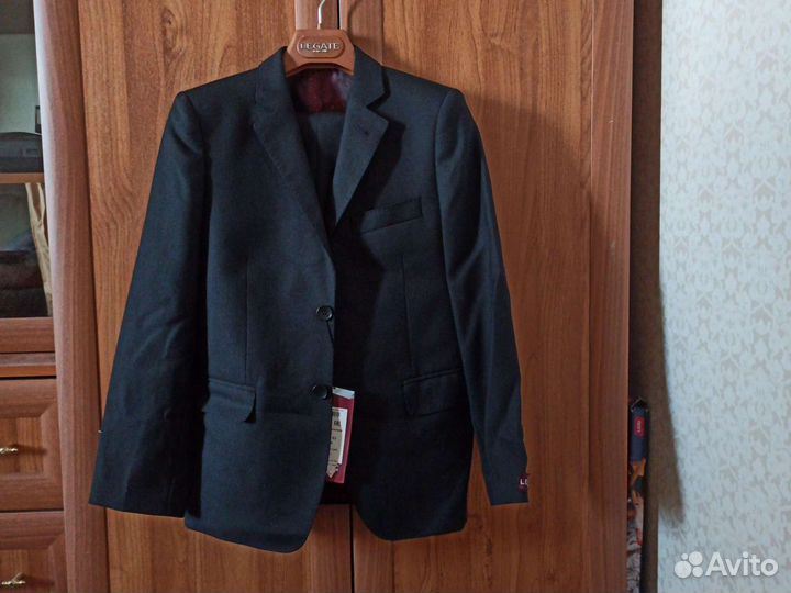 Костюм для мальчика новый