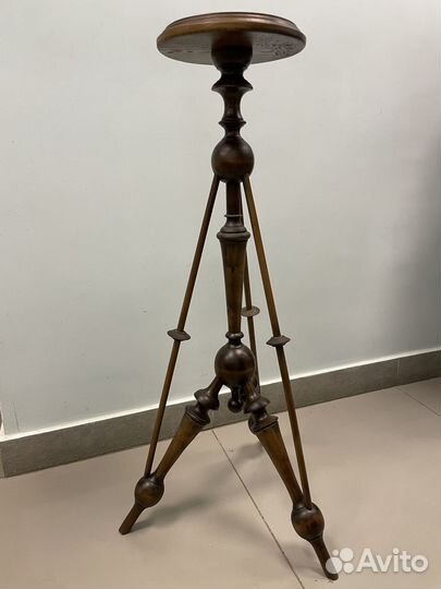 Стойка антикварная резная