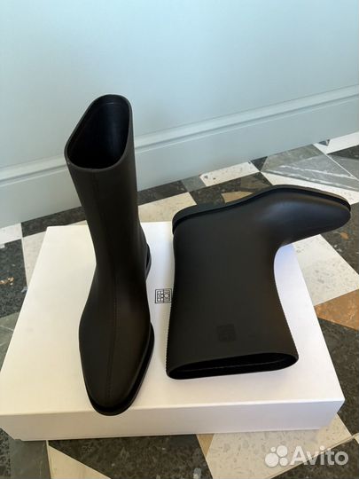 Резиновые сапоги Toteme