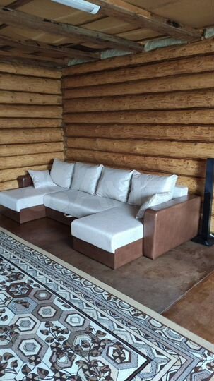 Дом 250 м² на участке 8,4 сот.