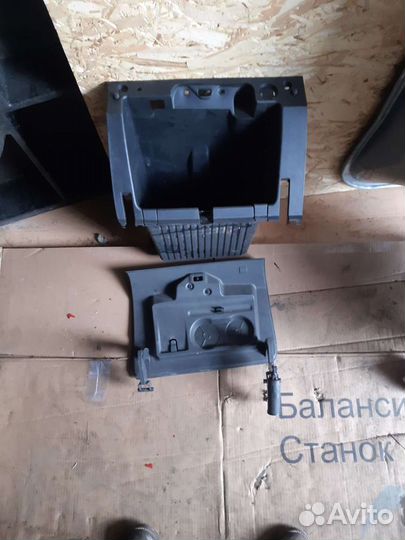 Бардачек Ford Focus ll