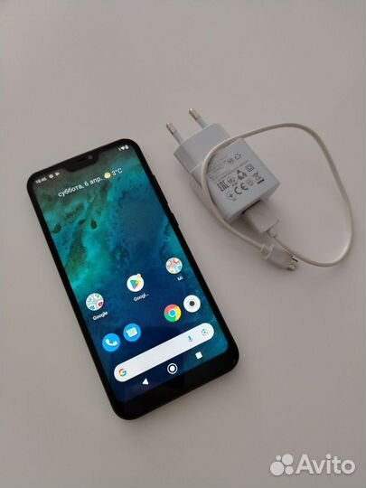 Xiaomi Mi A2 Lite Android One, 4/32 ГБ