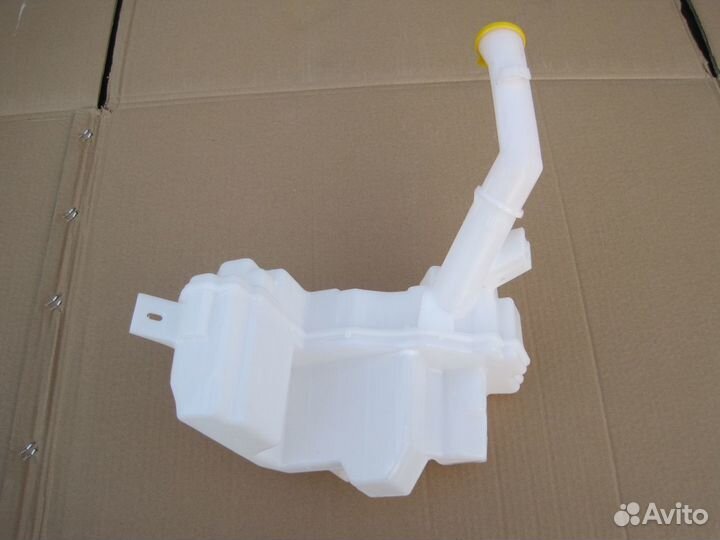 Бачок омывателя лоб стекла Аналог Mazda 3 BK 04-08