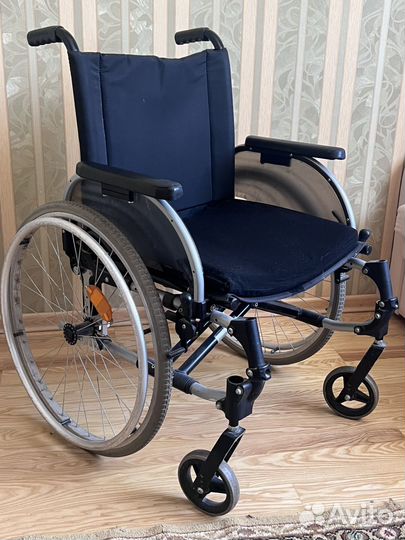Инвалидная коляска