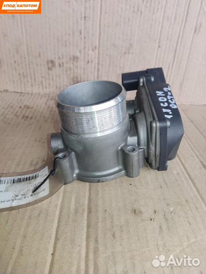 Дроссельная заслонка Audi A4