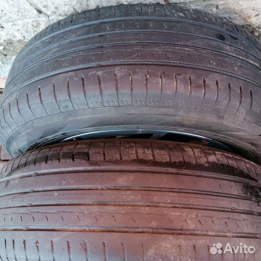 Yokohama BluEarth AE50 215/65 R17 99