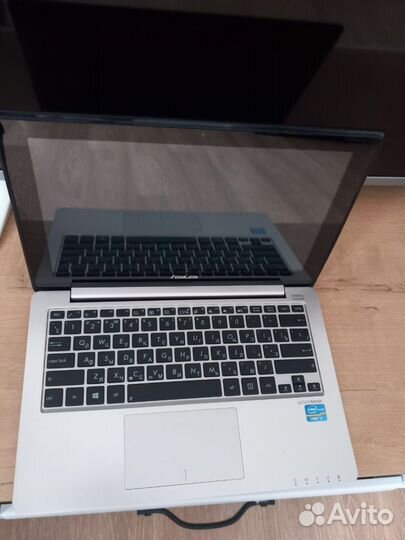 Ноутбук asus vivobook