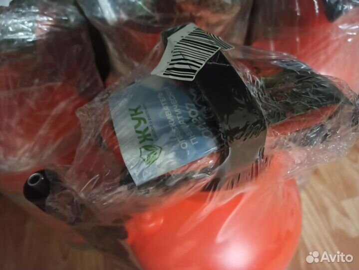 Опрыскиватель садовый Жук 10л