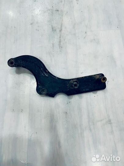 Кронштейн 2-го амортизатора 139 QMB Б/у