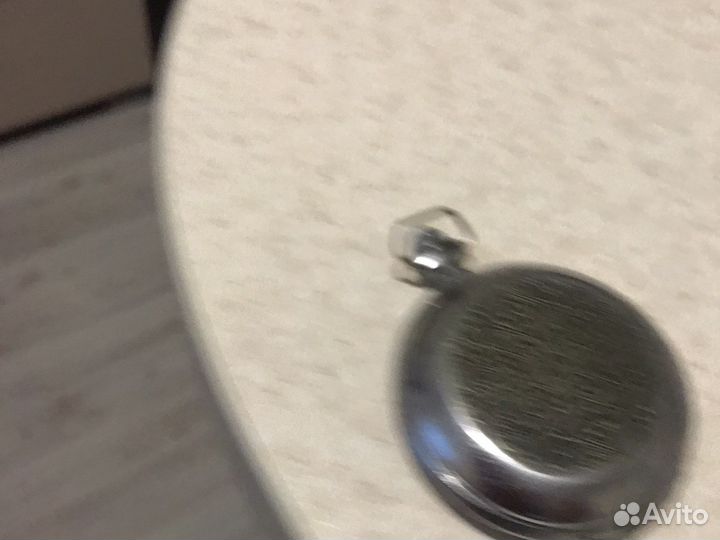 Серебренные часы