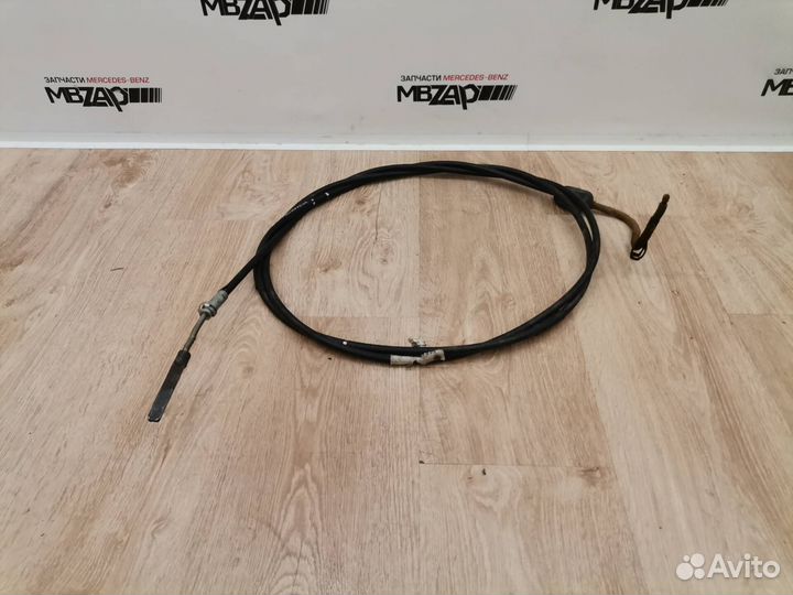Трос стояночного тормоза Mercedes W164 ML 164