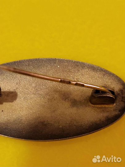 Серебряная винтажная брошь