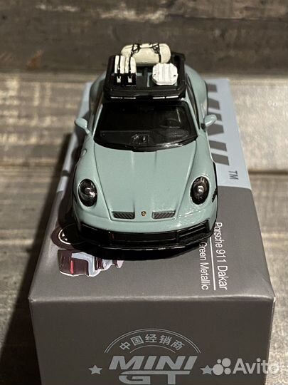 Mini gt porsche 911 dakar