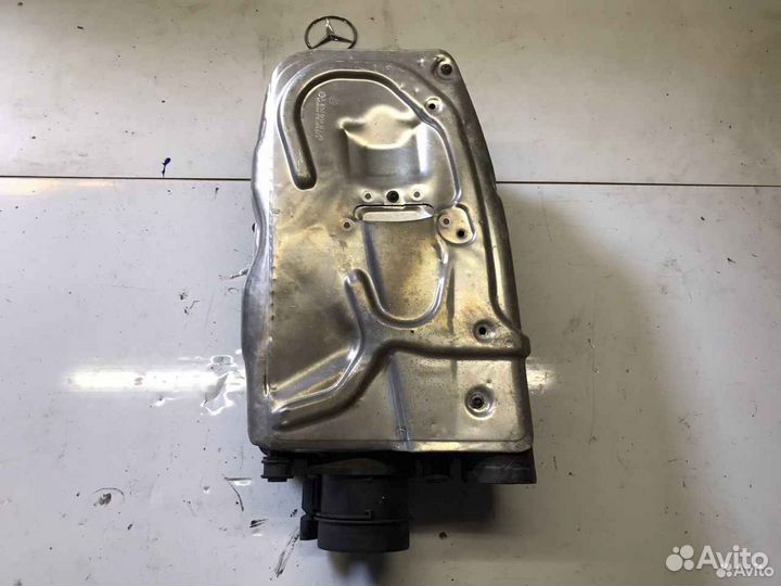 Корпус воздушного фильтра Мерседес ом651