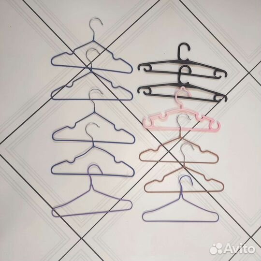 Вешалки детские