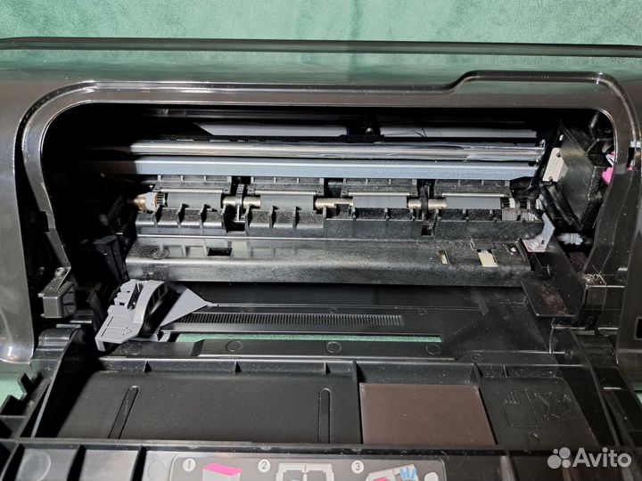 Принтер HP deskjet D1663