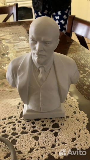 Статуэтка Ленин