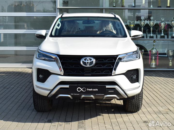 Toyota Fortuner 4.0 AT, 2022, 47 км