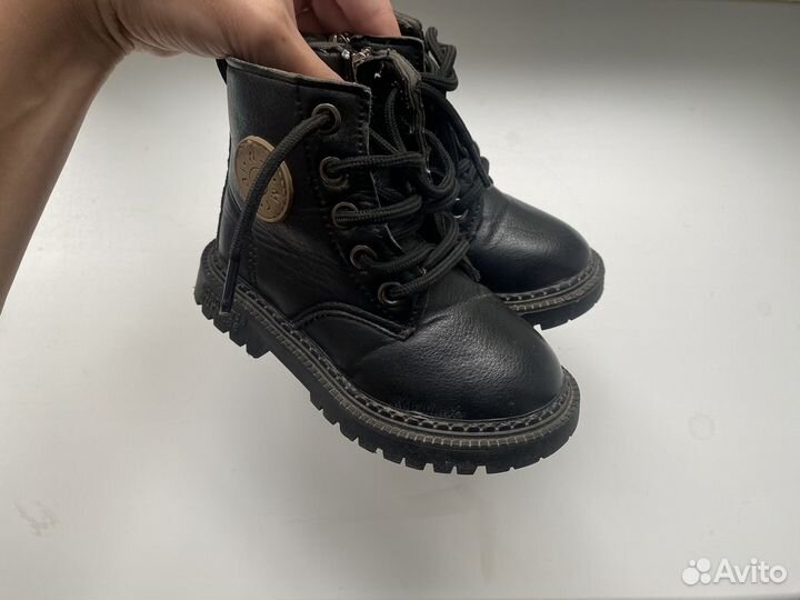 Ботинки детские 22