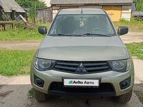 Mitsubishi L200 2.5 MT, 2011, 222 500 км, с пробегом, цена 1 350 000 руб.