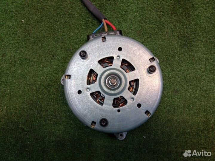 Моторчик вентилятора Audi Q5 2020