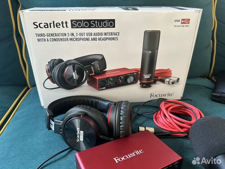 Студийный комплект Focusrite Scarlett Solo Studio