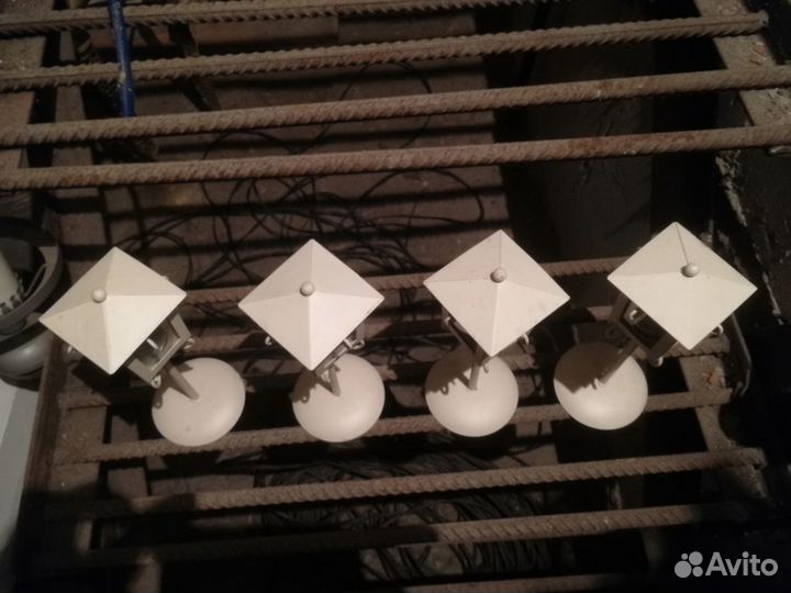 Декоративные подсвечники и клетки в интерьер-IKEA