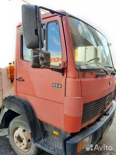 Mercedes-Benz 814, 1990