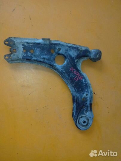 Рычаг передний нижний на Skoda Octavia Tour