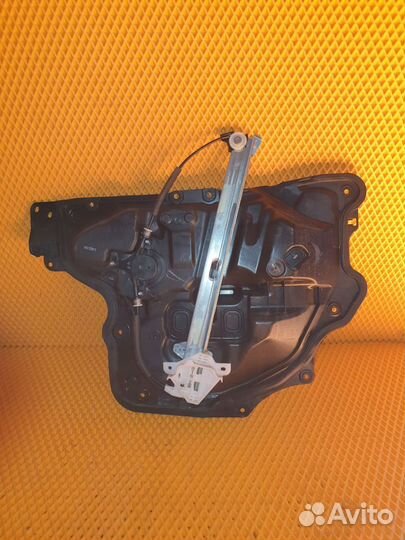 Стеклоподъемник передний левый