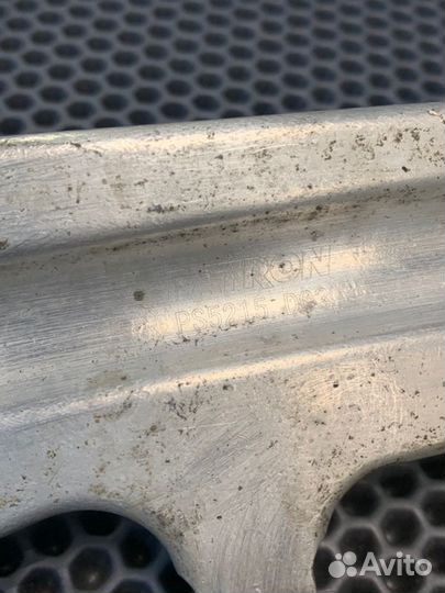 Рычаг подвески передний Bentley Continental Flying