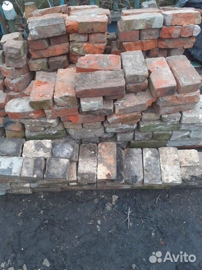 Кирпич бу