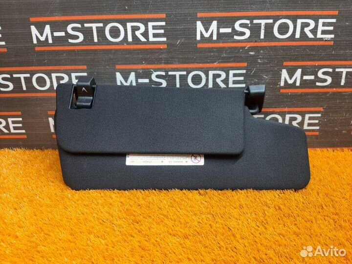 Козырек солнцезащитный левый Mercedes-Benz E-Class