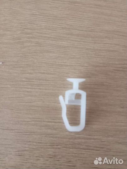 Крючок гвоздик для штор