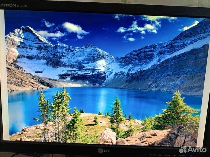 Монитор LG 19 дюймов