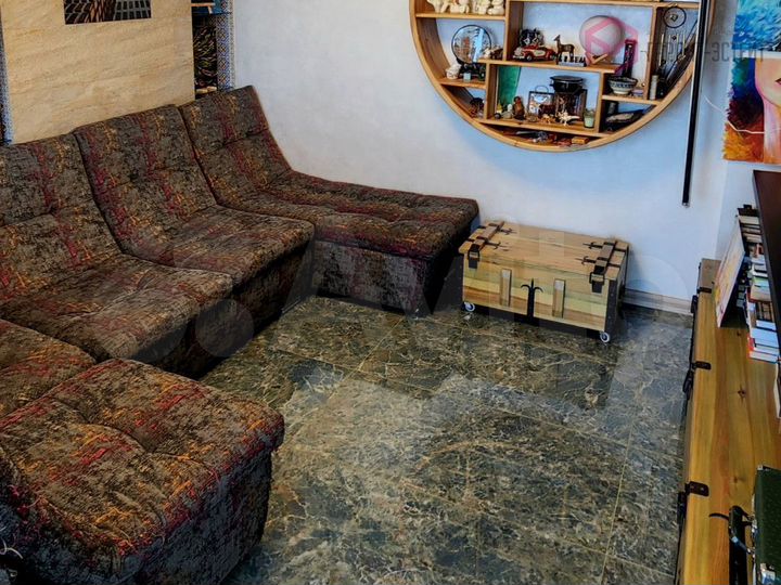 4-к. квартира, 130 м², 15/19 эт.