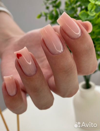 Маникюр, педикюр с покрытием гель-лак