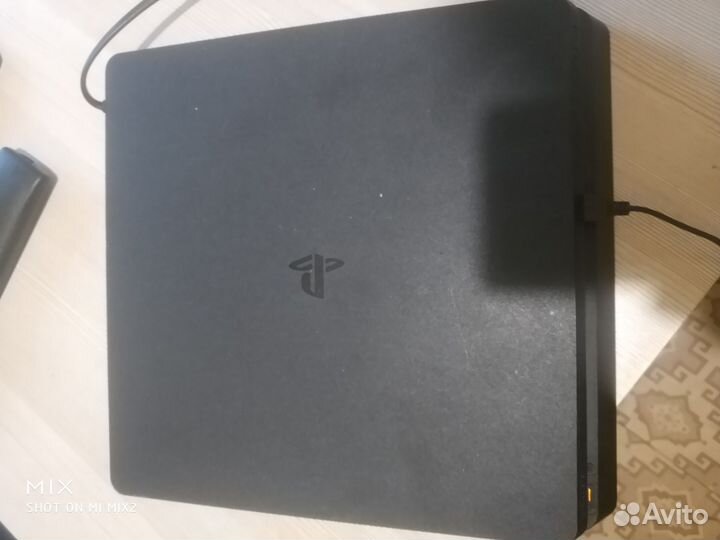 Игровая приставка ps4 slim 1tb