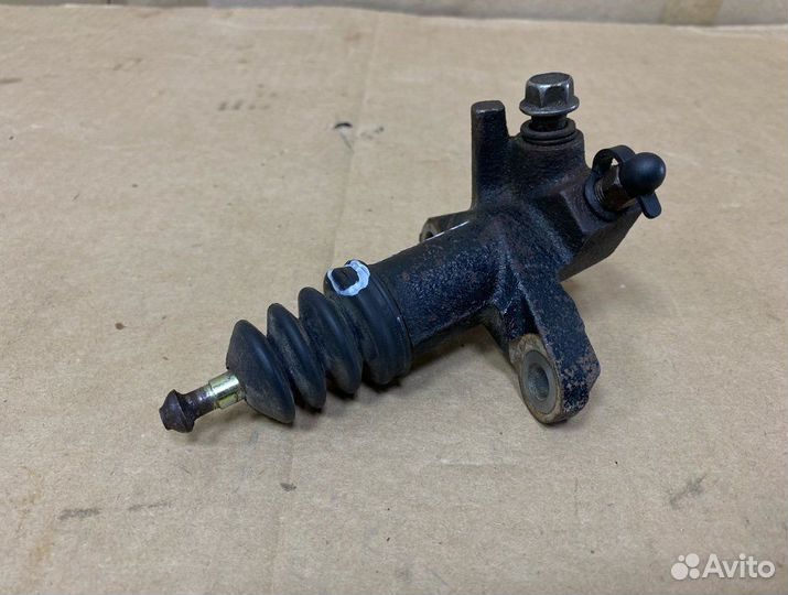 Рабочий цилиндр сцепления Chevrolet Aveo T200