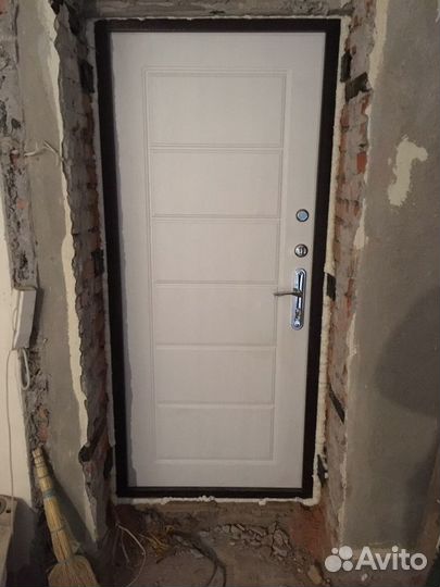 Дверь входная металлическая