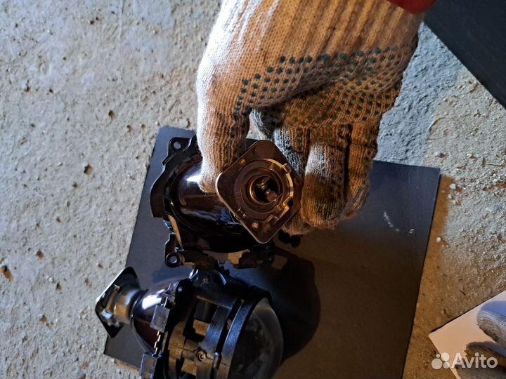 Линзы на Рено Меган заводские